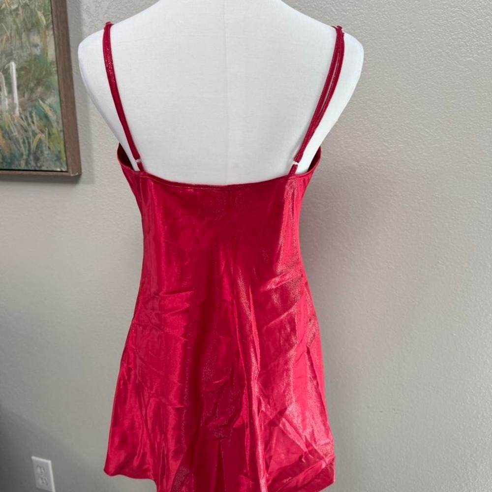 Gilligan & O'Malley Red Feather Trim Satin Slip Dress – Y2K Lingerie Nightie‎ - Picture 3 of 6